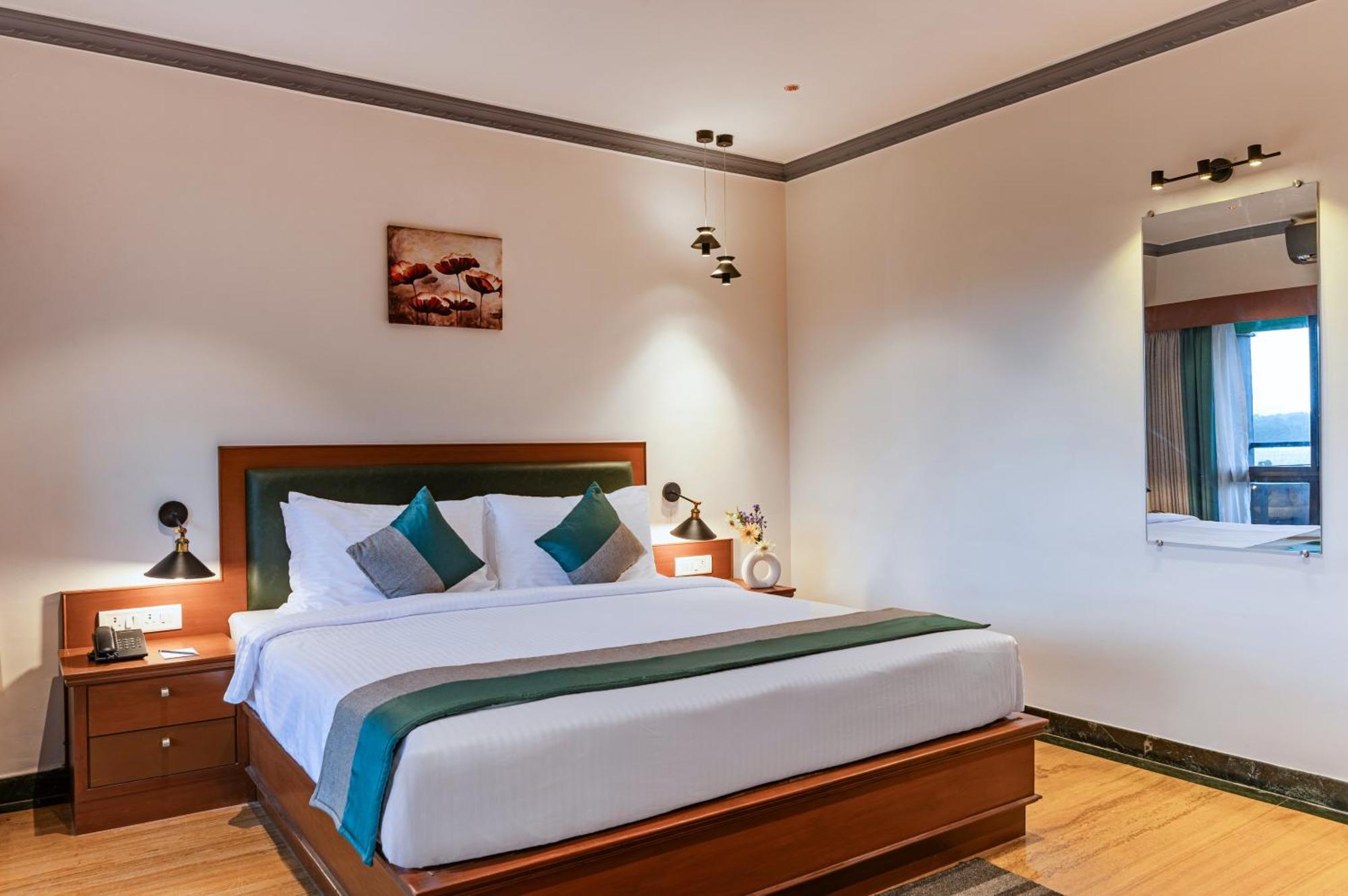 Sterling Karwar Hotel Exterior foto