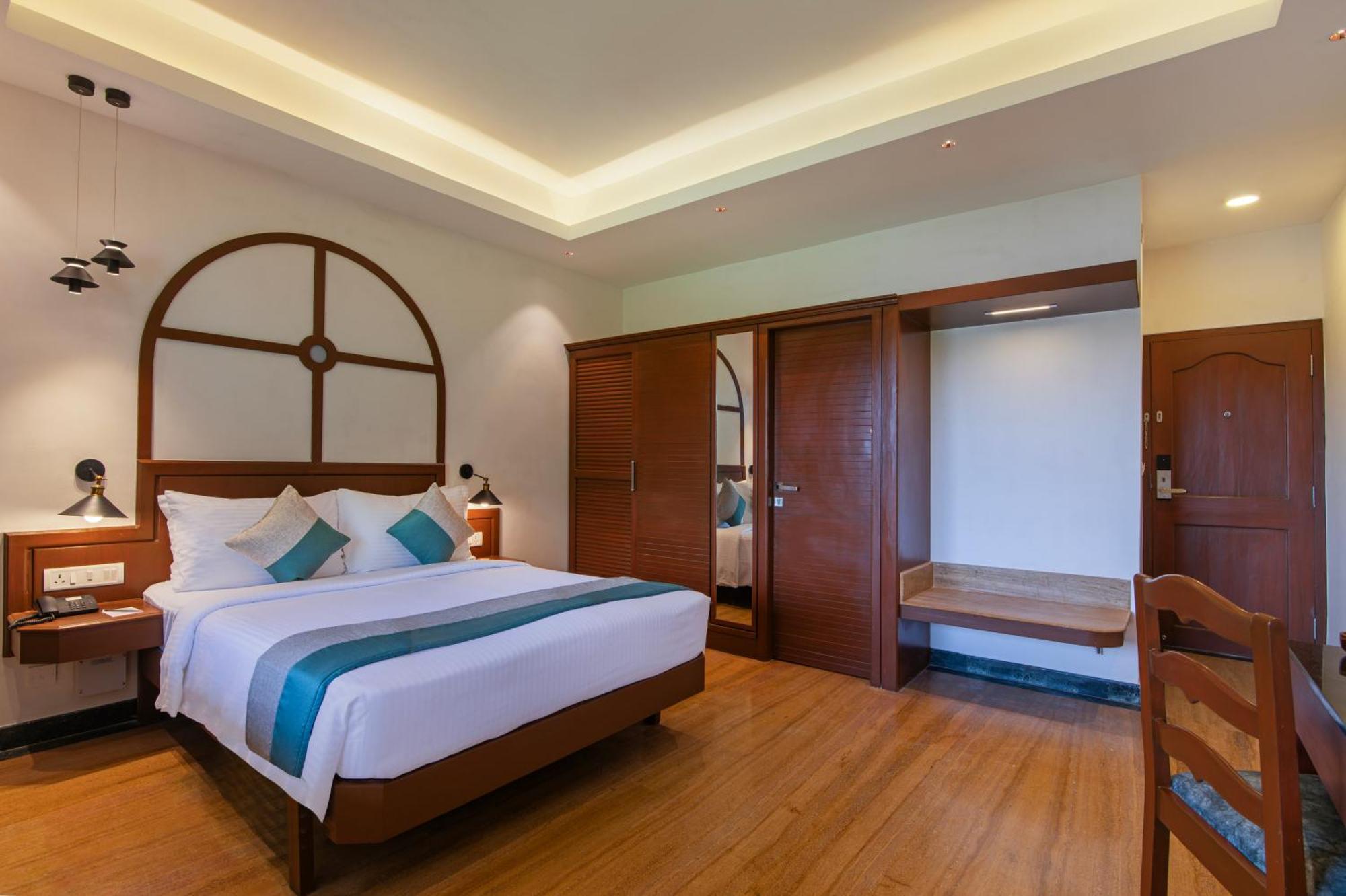 Sterling Karwar Hotel Exterior foto
