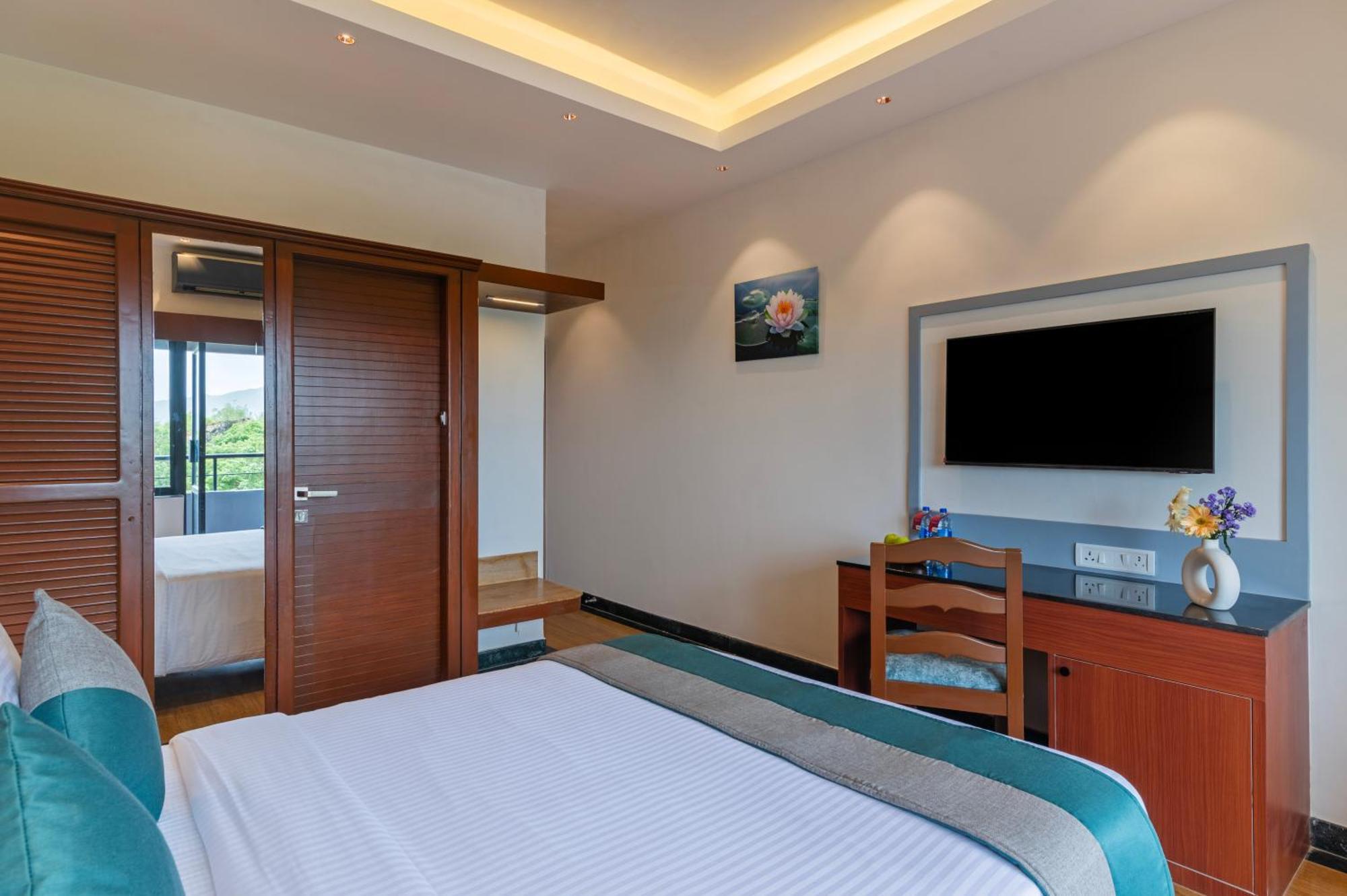 Sterling Karwar Hotel Exterior foto